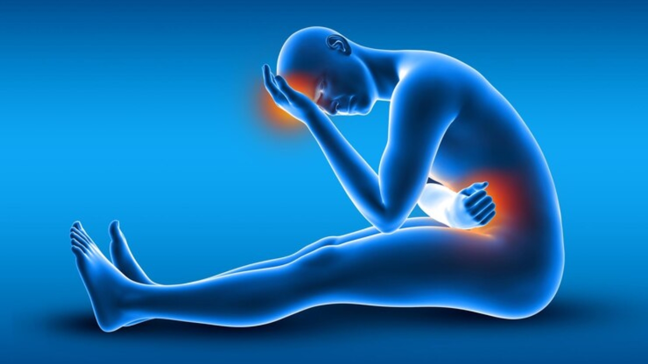 figura-medica-masculina-3d-que-sostiene-cabeza-estomago-dolor_1048-18511